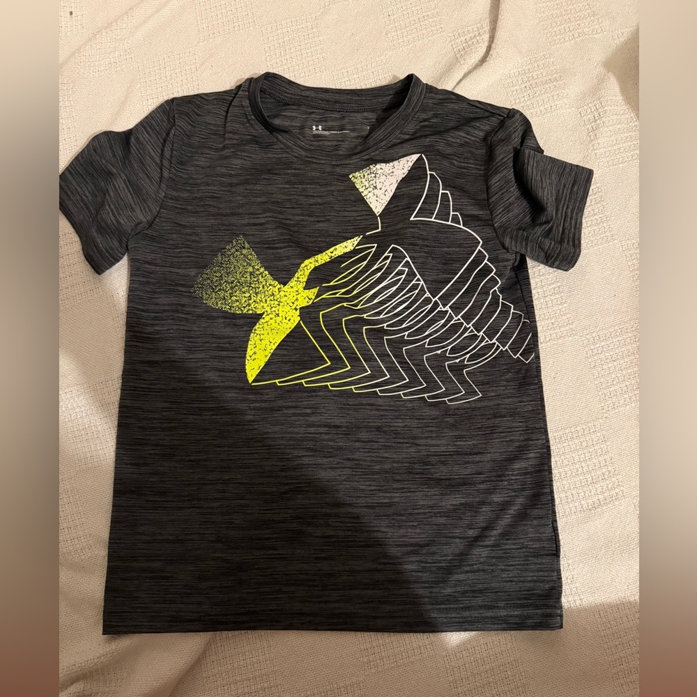 Under Armour Kids Charcoal and Yellow Graphic Tee